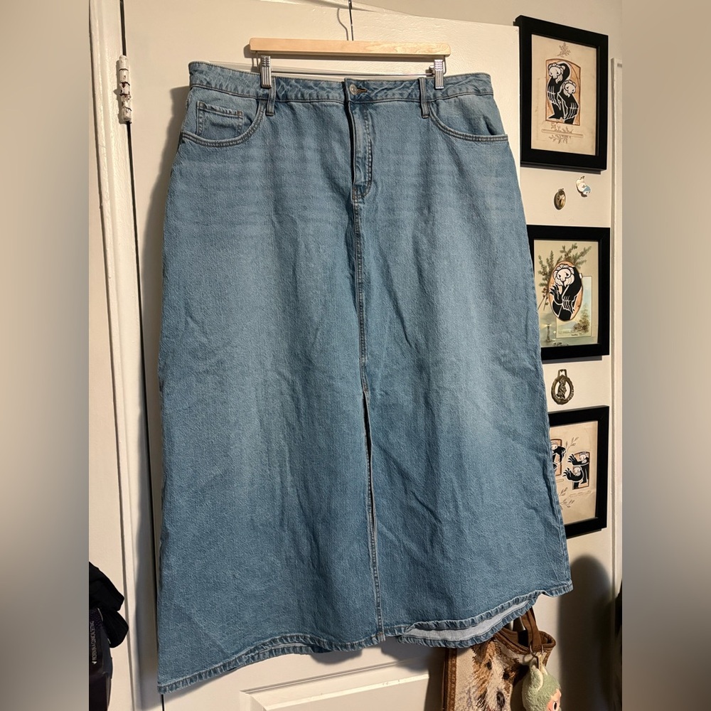 Ava & Viv Classic Blue Denim Midi Skirt